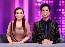 Đặc biệt mv lần này nữ ca sĩ tổ chức ghi hình cùng với 19 trẻ mồ côi trong mái ấm do cô tự gầy dựng từ tiền catsê đi hát của mình. Ngá»c SÆ¡n Tiáº¿t Lá»™ Tá»«ng Xao Xuyáº¿n TrÆ°á»›c Váº» Ä'áº¹p Cá»§a Phi Nhung Vov Vn