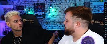 Lider de la coscu army@kingofthekongo @nikehost/conductor Ibai Y Coscu Se Conocen En Persona Y Se Llevan El Top1 De Audiencias Movistar Esports
