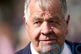 Stoute looks to Desert Crown to deliver evocative sixth Derby success