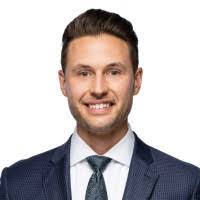 Alex Dabit's Instagram, Twitter & Facebook