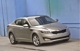See the list of 2010 kia optima interior features that comes standard for the available trims / styles. 2011 Kia Optima Review Ratings Specs Prices And Photos The Car Connection
