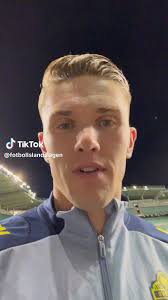 Jacob Hellström (@jakkehell)