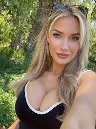 Paige Spiranac trolls LIV Golf players over PGA Tour lawsuit