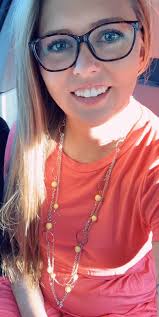 Teachers' favorite color day at school