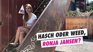 Ronja jansen ist bereit für den nationalen politzirkus. Juso So Will Ronja Jansen Als Prasidentin Provozieren Watson