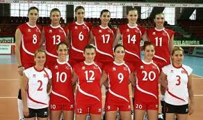 A bayan voleybol milli takımımızın, 26 kişilik geniş kadrosu ile idari ve teknik kadrosu şu isimlerden oluşuyor: Filenin Sultanlari Cuma Gunu Yolcu