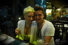 573 likes · 20 talking about this. æƒ…è·¯æ›²æŠ˜ é™³å±±è°æˆ€ä½•è¶…é›²å†çˆ†çµéŽå©š å³æ™‚æ–°èž æ±ç¶²å·¨æ˜Ÿ On Ccæ±ç¶²