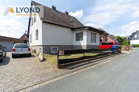 So kann er die dauer der miete nutzen, um geld anzusparen und mit mehr eigenkapital einen günstigeren kredit zu bekommen, als es jetzt für ihn möglich wäre. Haus Mietkauf In Wunstorf Immobilienmarkt