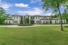 Houston Rocket Chris Paul Sells Near Houston At Notable Loss Texas Mansions Mansions Rich Home