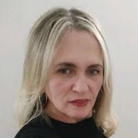 100+ perfis com “Ana Naves”