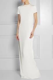 12 Stunning Minimalist Wedding Dresses Minimalist Wedding Dresses Classic Wedding Gowns Minimal Wedding Dress