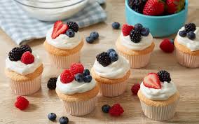 It is moist, unlike the sweet styrofoam available in the grocery bakery. 5 Easy Angel Food Cake Desserts Wilton Blog