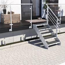 Hochwertige Stahltreppen Aussen Mit Gitterrost Boden Treppen Werk In 2020 Aussentreppe Treppe Gelander Aussen