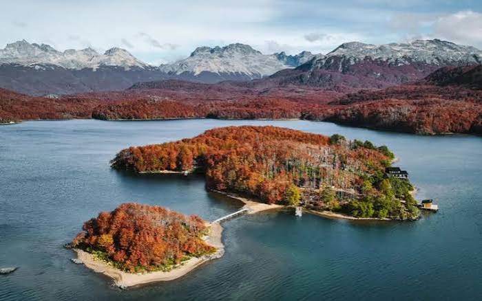 Cómo espera Francis Mallmann el invierno en su isla privada en la Patagonia