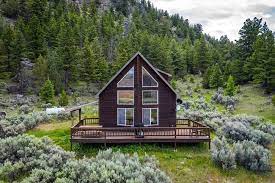 The cost of lodging near yellowstone national park north entrance depends on the location, time of year, and amenities you need to create your ideal national park vacation. 10 Incredible Vrbo Rentals Near Yellowstone National Park
