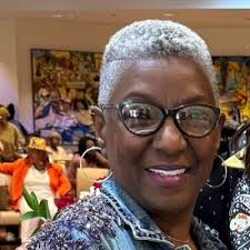 Sandra Gray (@sgovintage)