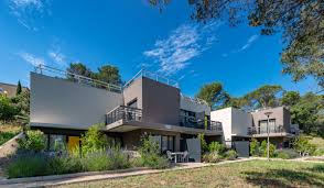 Accueil espace famille st raphael. Le Haut Peyron Centre De Vacances Sur La Cote D Azur Le Haut Peyron Hebergement A Saint Raphael