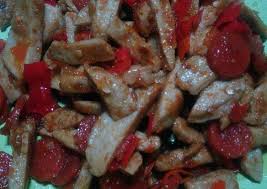 Resep sambal ayam geprek menjadi salah satu menu yang paling digemari masyarakat. Resep Cobek Basreng Anti Gagal