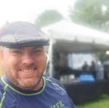 Anyone in Raeford that can fix my truck? Name your price 09 dodge ram 1500,  rear axel