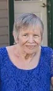 Louise Lipscomb's Instagram, Twitter & Facebook