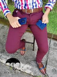 Recopilamos los mejores trucos para conseguir un lookazo con este tono clásico y favorecedor. Outfit Para Hombre Camisa De Cuadros Cinturon Cafe Pantalon De Gabardina Vino Funda Y Tarjete Moda Ropa Hombre Pantalones Vino Hombre Ropa Casual De Hombre
