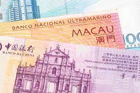 Negara macau ini mempunyai mata uang sendiri tetapi sebenarnya maka bukanlah suatu negara yang berdiri sendiri sebenarnya dibawah kekuasaan republik rakyat cina sudahsudah diserahkan kedaulatannya ke negara china tersebut tetapi masih ada ada oto risasi daripada negara macau ya. Facts About Macau 20 Fun Macao Facts That Will Amaze You