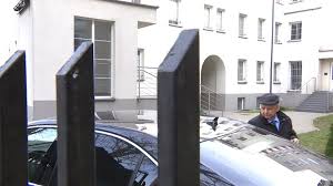 Dowiedzieliśmy się, że ten jest potężny. Cba Weszlo Do Mieszkan Mariana Banasia Jego Pelnomocnik Zapowiedzial Zazalenie Polsat News