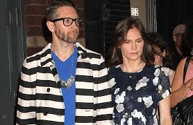 Seien sie ihrer wunschwohnung einen schritt näher. Amanda Knox Der Engel Mit Den Eisaugen Will Heiraten