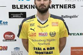 Amin sarr lånas ut till mjällby. Mjallby Har Hittat Sin Vansterback