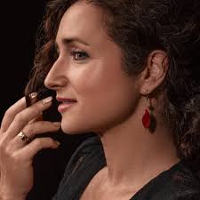 Move over Dubai chocolate, I've got KNAFEH APPLE PIE!! The Rosh Hashanah  dessert of your dreams! Full recipe