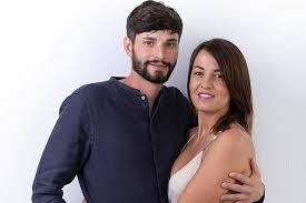 La quarta coppia a temptation island cerca di nuovo la fiducia dopo una serie di errori fatti all'interno della loro relazione. Le Sei Coppie Di Temptation Island Vip E Nip Con Filippo Bisciglia