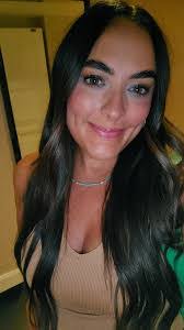 Kami Dawn's Instagram, Twitter & Facebook