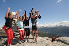 Med to startpunkter er hovlandsnuten ein lett tilgjengelig og allsidig fottur som kan passe for dei fleste. Hovlandsnuten Hiking Saudasjoen Norway