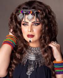 عودة ريا وسكينه قريبا عيد الفطر المبارك الهام الفضاله كواليس مسرحية الكويت hair wrap hair styles beauty