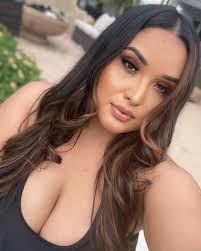 They said I changed a lot, but I say a lot changed me. #selfies #tbt❤️  #gottakeepthealgorithmgoing