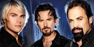 Showtime w/ Fort Worth Symphony Orchestra at Fort Worth Botanic Garden  thousands