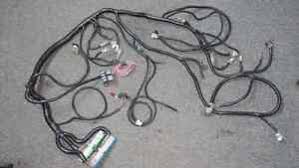 Lt1 fuel injected engines and optionally to control the 4l60e transmission. Ls1 5 3l 6 0l Engine Wiring Harness And Pcm Stand Alone Modification Ebay