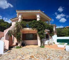 Sardegna Villa Vista Mare Con Due Appartamenti Budoni Casa In Vendita Case In Vendita Appartamenti Villa