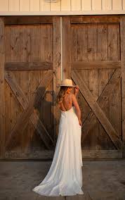 Wedding dresses & bridesmaids inspiration! Simple Lace Wedding Dress With Delicate Train Stella York Wedding Dresses