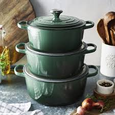 Le Creuset Signature Round Dutch Oven 4 5 Qt Sur La Table In 2020 Creuset Cookware Sale Cookware And Bakeware