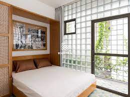 Gạch kính - Sự trở lại của dòng gạch đã từng "lỗi thời" - KHATRA