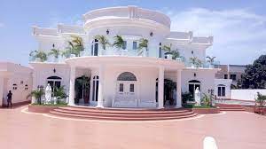 Maybe you would like to learn more about one of these? Luxurious 6 Bedroom House With Pool At East Legon