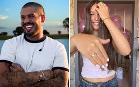 Zé Felipe presenteia sobrinha com anel de diamante por aniversário de 15 anos: ‘Não aceite menos que isso’