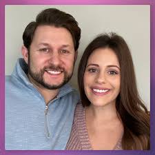 Wishing a happy National Parents Day to our favorite Moms and Dads 💖  Thanks for providing us with endless adorable content 👶