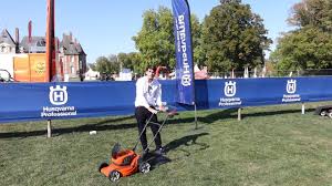 Husqvarna France Julien Pedelmas Nouvelle Tondeuse A Batterie Lc137i In 2020