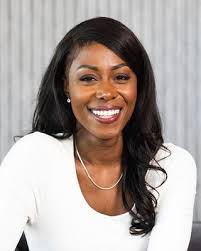 Mia Mcneil's Instagram, Twitter & Facebook