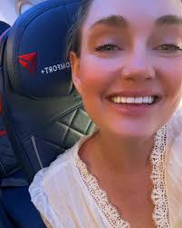 👠🏃🏽‍♀️🏠Erin Moore💗👩🏽‍✈️🌈