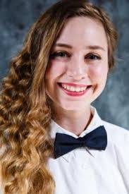 Julie Millay's Instagram, Twitter & Facebook