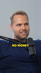 He went homeless ON PURPOSE 😯