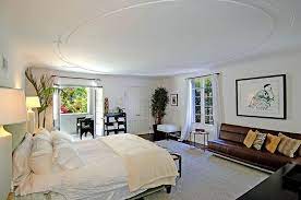 Celebrity Houses And Real Estate Mediterranean Master Bedroom Celebrity Bedrooms Mediterranean Decor Bedroom